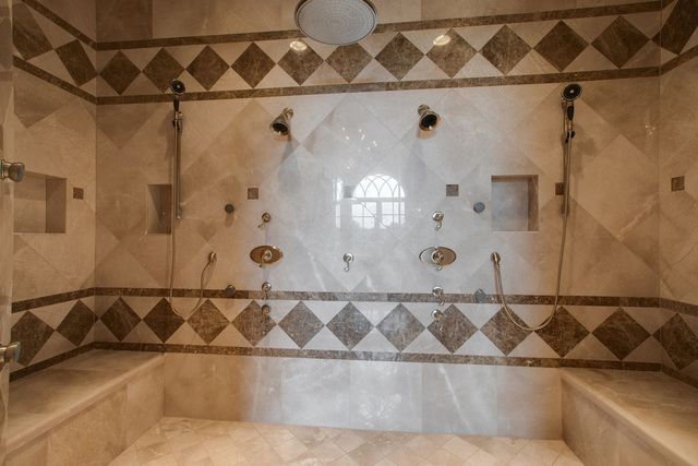 2423 Hidden River Ln, Franklin, TN 37069