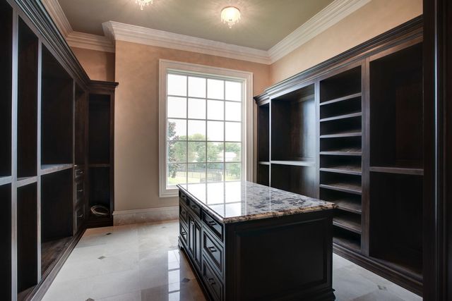 2423 Hidden River Ln, Franklin, TN 37069