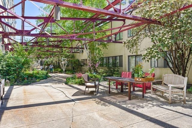 1 Fitchburg St C303, Somerville, MA 02143