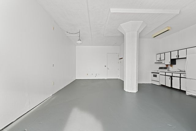 1 Fitchburg St C303, Somerville, MA 02143