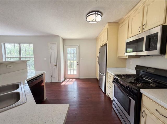 65 Ridgefield Drive, Douglasville, GA 30134