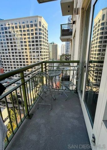 1240 India St 1605, San Diego, CA 92101