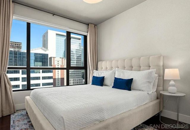 1240 India St 1605, San Diego, CA 92101