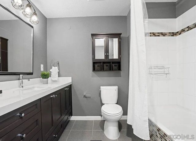 1240 India St 1605, San Diego, CA 92101