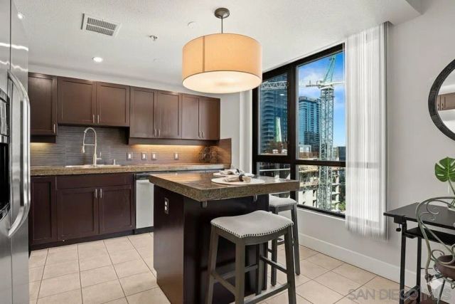 1240 India St 1605, San Diego, CA 92101