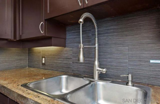 1240 India St 1605, San Diego, CA 92101