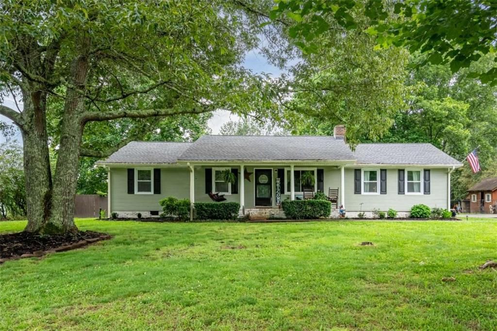3678 Wax Road, Aragon, GA 30104