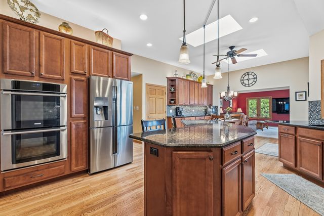 16052 Windmill Drive, Homer Glen, IL 60491