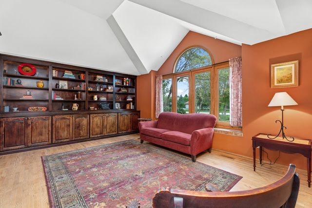 16052 Windmill Drive, Homer Glen, IL 60491