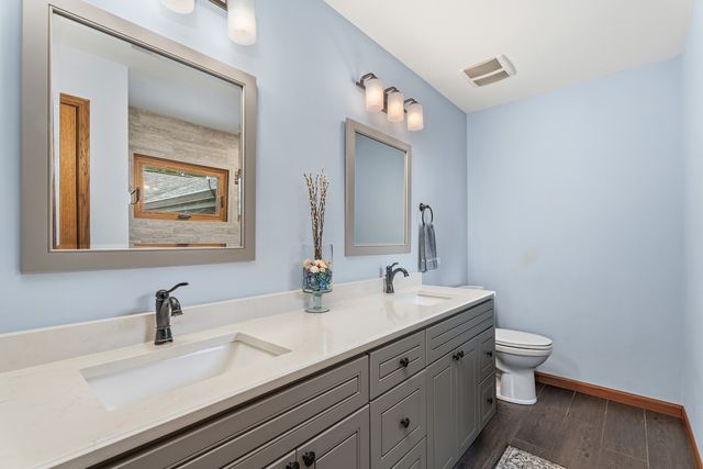 16052 Windmill Drive, Homer Glen, IL 60491