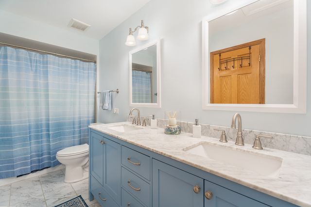 16052 Windmill Drive, Homer Glen, IL 60491
