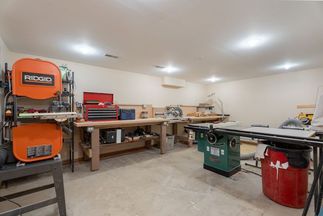 16052 Windmill Drive, Homer Glen, IL 60491