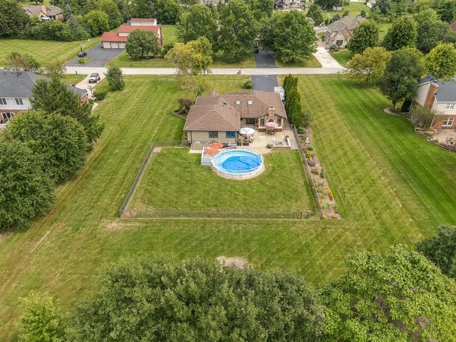 16052 Windmill Drive, Homer Glen, IL 60491