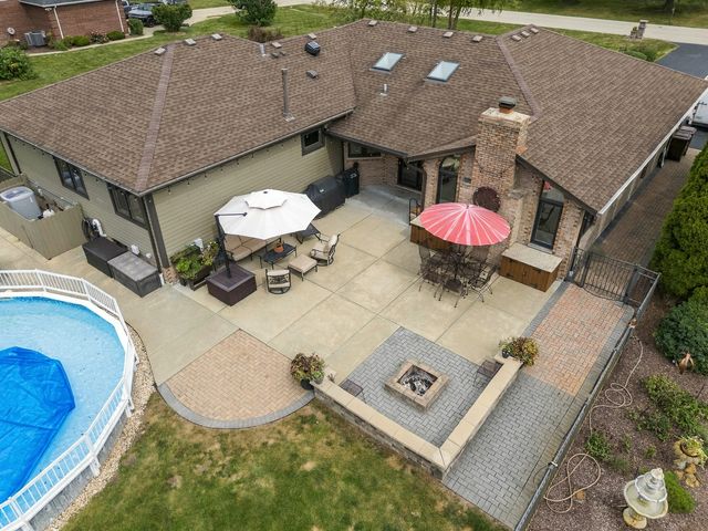 16052 Windmill Drive, Homer Glen, IL 60491