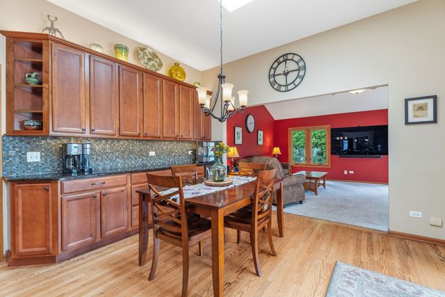 16052 Windmill Drive, Homer Glen, IL 60491