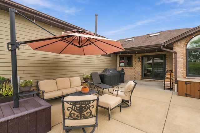 16052 Windmill Drive, Homer Glen, IL 60491