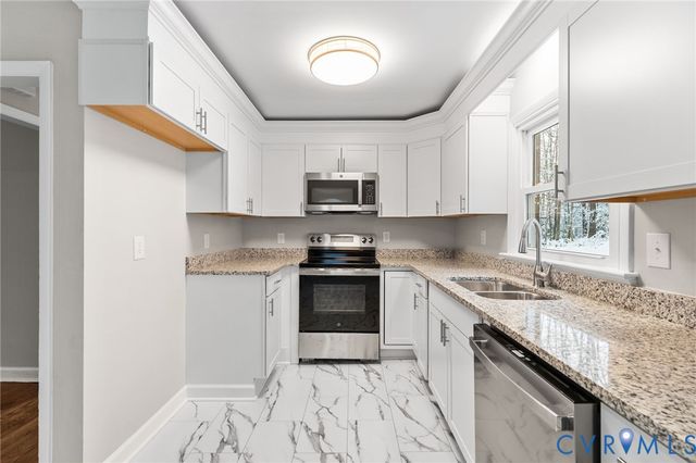 2444 Mountain View Rd, Powhatan, VA 23139