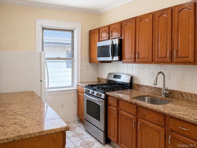 9032 179th Street 2nd fl, Jamaica, NY 11432