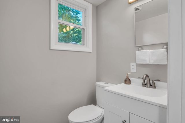 4721 LAWNTARA ST, Harrisburg, PA 17111