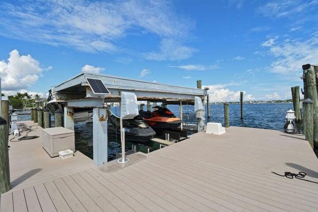 3410 N Flagler Drive, West Palm Beach, FL 33407