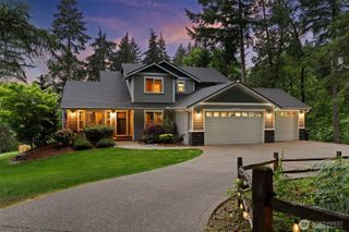 9328 74th Avenue NW, Gig Harbor, WA 98332