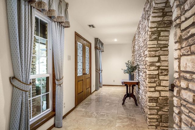 9606 Meadow Rue, Garden Ridge, TX 78266