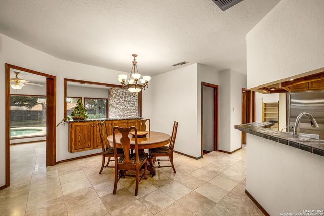 9606 Meadow Rue, Garden Ridge, TX 78266