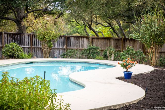 9606 Meadow Rue, Garden Ridge, TX 78266