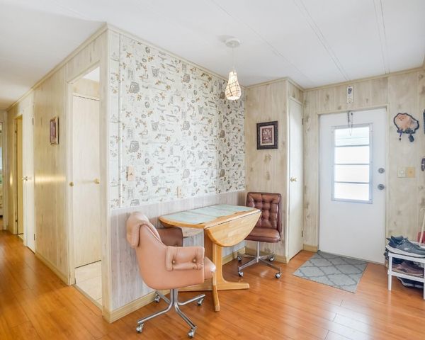 8517 SW 16th Place, Davie, FL 33324