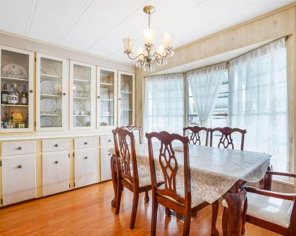 8517 SW 16th Place, Davie, FL 33324