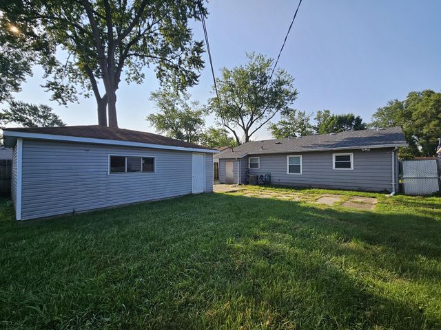 3315 176th Street, Hammond, IN 46323