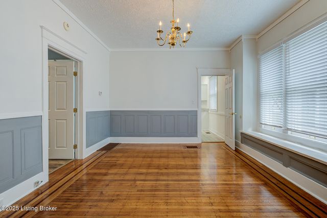 611 Cecil Ave, Louisville, KY 40211