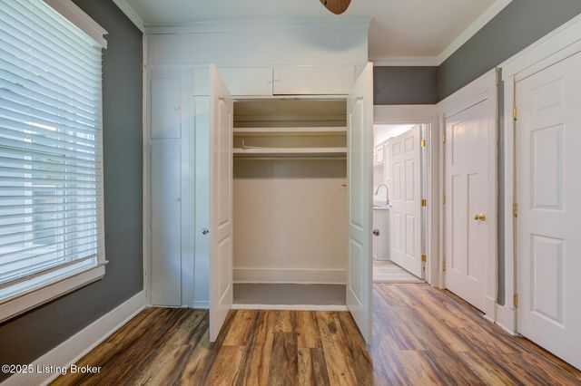 611 Cecil Ave, Louisville, KY 40211