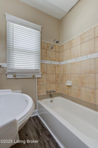 611 Cecil Ave, Louisville, KY 40211