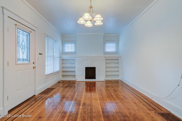 611 Cecil Ave, Louisville, KY 40211