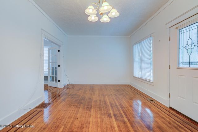 611 Cecil Ave, Louisville, KY 40211