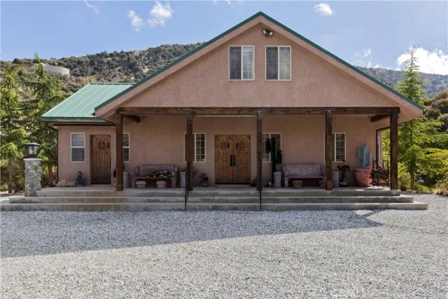 1870 Oak Springs Valley Road, Wrightwood, CA 92397