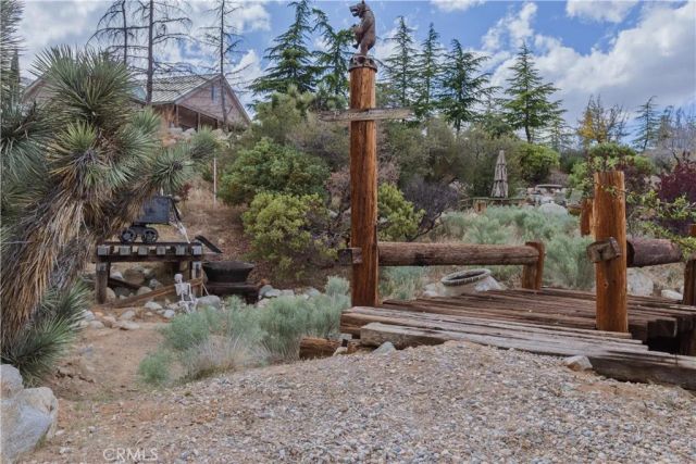1870 Oak Springs Valley Road, Wrightwood, CA 92397