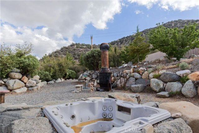 1870 Oak Springs Valley Road, Wrightwood, CA 92397