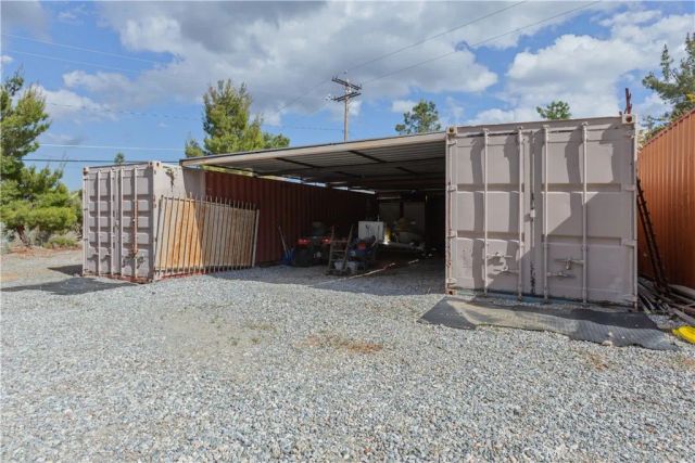 1870 Oak Springs Valley Road, Wrightwood, CA 92397