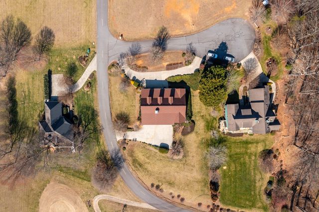 18 Foxfire Court, Hayesville, NC 28904