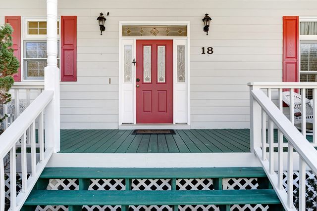 18 Foxfire Court, Hayesville, NC 28904