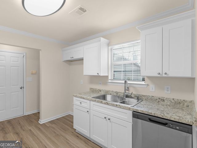 729 Old Stone Court, Stockbridge, GA 30281