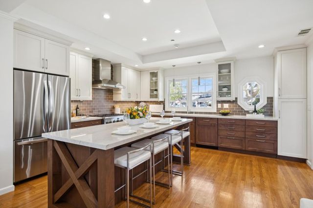 240 Briar Lane, San Mateo, CA 94403