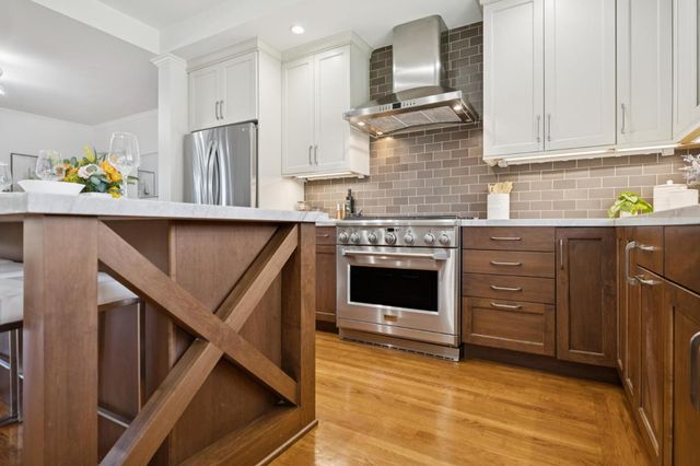 240 Briar Lane, San Mateo, CA 94403