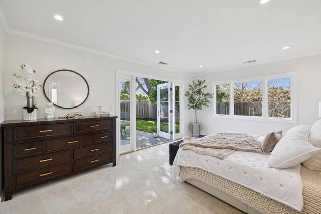 240 Briar Lane, San Mateo, CA 94403