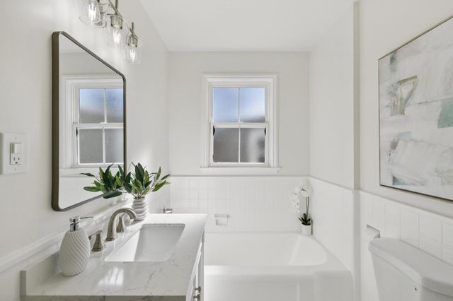 240 Briar Lane, San Mateo, CA 94403