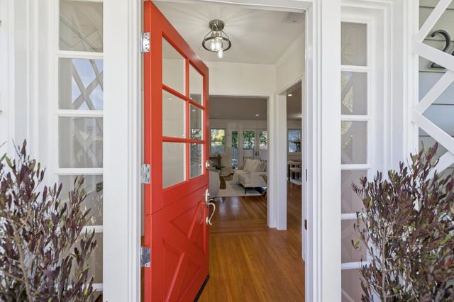 240 Briar Lane, San Mateo, CA 94403