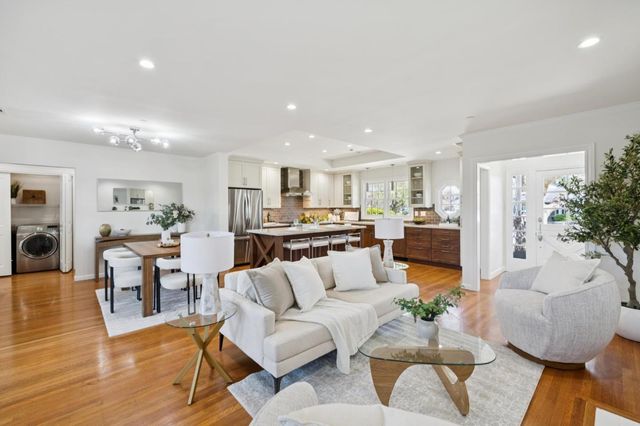 240 Briar Lane, San Mateo, CA 94403