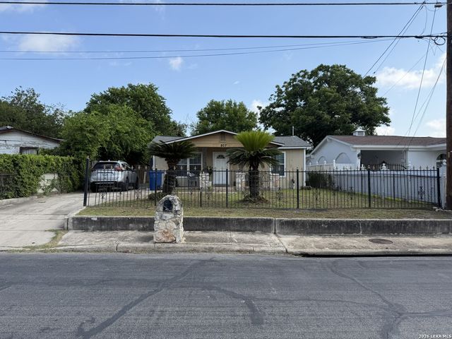 807 Kendalia, San Antonio, TX 78221